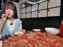 Video: Bisa Makan Banyak, Ukuran Lambung Tzuyang Sebesar Ini