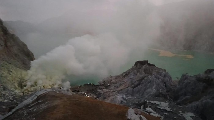 Status Gunung Ijen Mengkhawatirkan, Naik ke Level Waspada