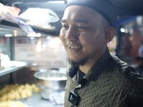 Hebat! Mantan Kontraktor Jualan Onde-onde Raup Rp 2 Juta Sehari