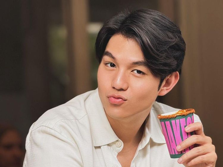 Gaya Keren Chef Alden, Pacar Brisia Jodie Saat Masak dan Kulineran