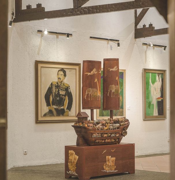 Kafe Sekaligus Galeri Seni Ini Cocok Buat Tempat Ngopi Santai
