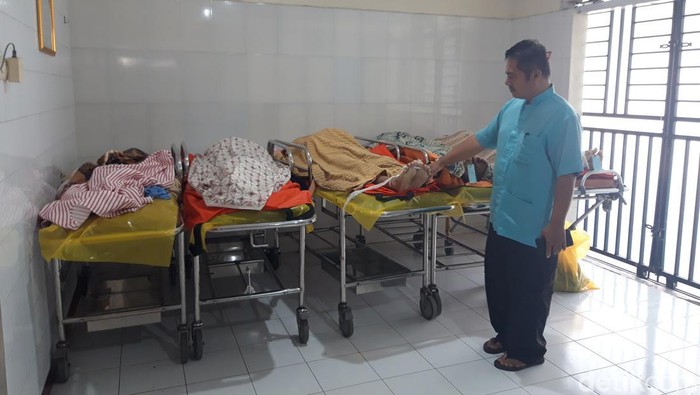 Enam korban tewas di kamar jenazah RSUD Pandan Arang, Boyolali.