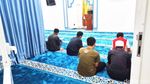 Potret Nyamannya Masjid Sejuta Pemuda, Ramah Musafir - Kucing
