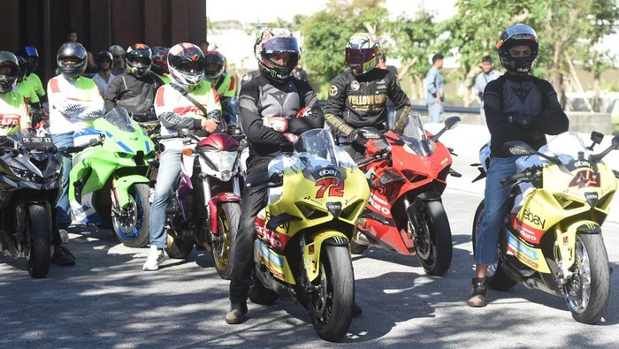 Meet & Greet dan parade Road to Pertamina Grand Prix of Indonesia (IndonesiaGP)