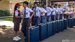 Momen 76 Calon Paskibraka Jalani Tantingan di Cibubur