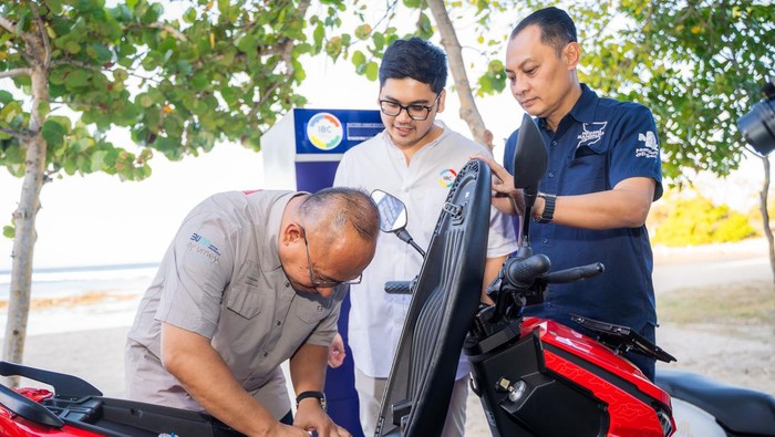 Penggunaan Kendaraan Listrik di Kawasan Pariwisata Digeber, Ini Buktinya