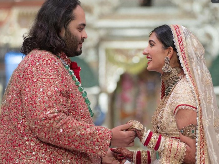 Bros Anant Ambani dengan berlian 50 karat.