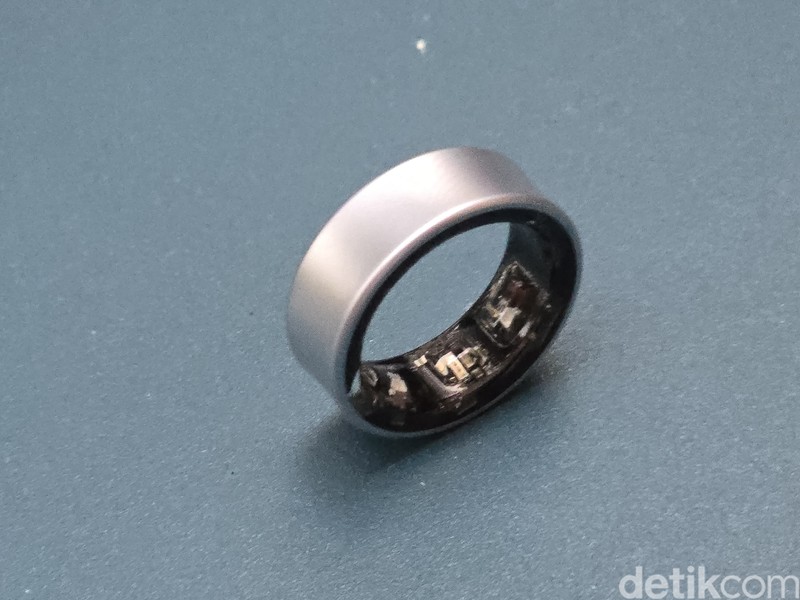 Ginting & 17.000 Atlet Bakal Dapat Galaxy Z Flip 6 Edisi Olimpiade Paris