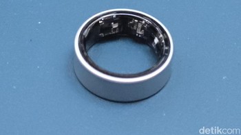 Galaxy Ring terintegrasi secara mulus dengan Samsung Health, memberikan wawasan kesehatan yang komprehensif tanpa berlangganan. ,Foto: Adi Fida Rahman/detikINET