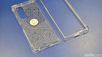 Ada pula case untuk Galaxy Fold 6 Foto: detikINET/Adi Fida Rachman