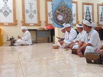 Makna Pembersihan Lontar di Hari Raya Saraswati, Turunnya Ilmu Pengetahuan