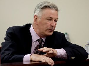 Hilaria Cuek Selisih Usia dengan Alec Baldwin sampai 26 Tahun