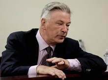 Hilaria Cuek Selisih Usia dengan Alec Baldwin sampai 26 Tahun