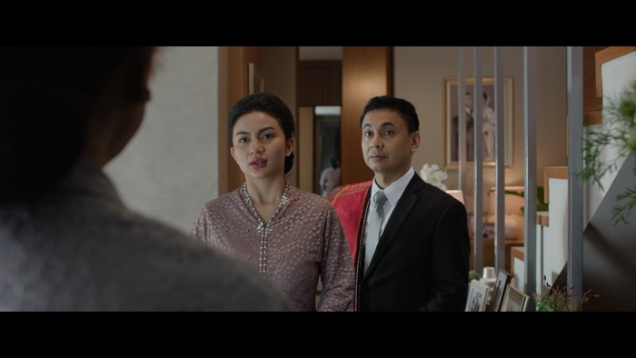 Film Catatan Harian Menantu Sinting Film Catatan Harian Menantu Sinting