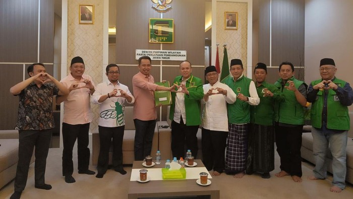 Gus Fawait resmi terima surat tugas maju Pilbup Jember 2024 dari PPP.