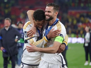 Daftar Pemain Juara Liga Champions dan Piala Eropa di Tahun yang Sama