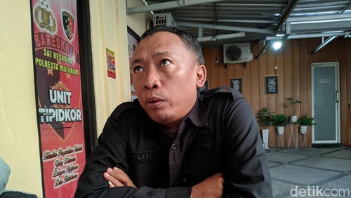 Ketua LPA Kota Mataram, Joko Jumadi ditemui di Mataram, Minggu (14/7/2024). Foto: (Ahmad Viqi/detikBali)