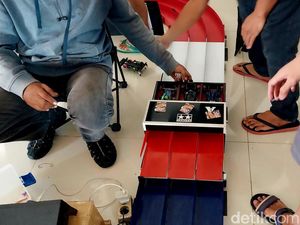Ketelatenan Anggota Komunitas Tamiya Arek Malang Utak-Atik Mini 4WD