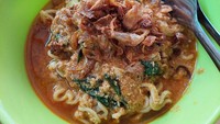 Warung BangTen juga tak kalah sedap menawarkan racikan mie bangladesh. Racikan di sini juga mlekoh bumbunya dan berempah pekat. Lokasinya ada di kawasan Pejaten, Jakarta Selatan. Foto: Google Review