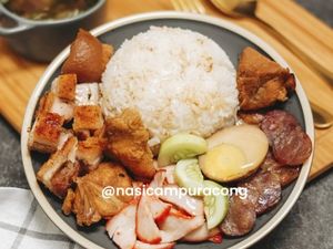 5 Nasi Campur Non Halal Legendaris, Ada yang Sejak 1993
