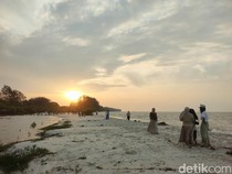 Menikmati Sunset dari Pantai Mangrove Kampoeng Nipah, Hanya 1 Jam dari Medan