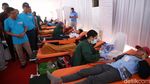 Ratusan Orang Ikut Donor Darah di Jakarta