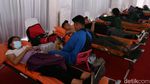 Ratusan Orang Ikut Donor Darah di Jakarta