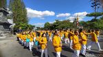 Potret Kirab Asalha Mahapuja dari Candi Mendut ke Borobudur