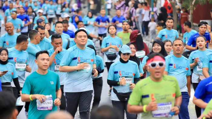 10 Ribu Pelari Ramaikan Riau Bhayangkara Run