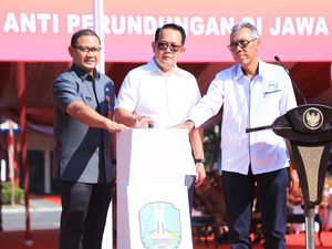 Pj Gubernur Deklarasi Anti-Perundungan Bareng 356.644 Siswa SMA se-Jatim