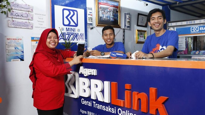 Agen BRILink Asal Tanjung Priuk Sukses Berangkatkan Keluarga Umrah
