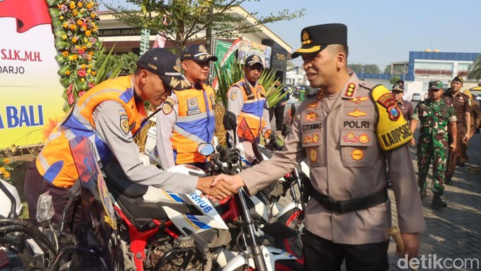 Apel Operasi Patuh Semeru 2024 di Sidoarjo