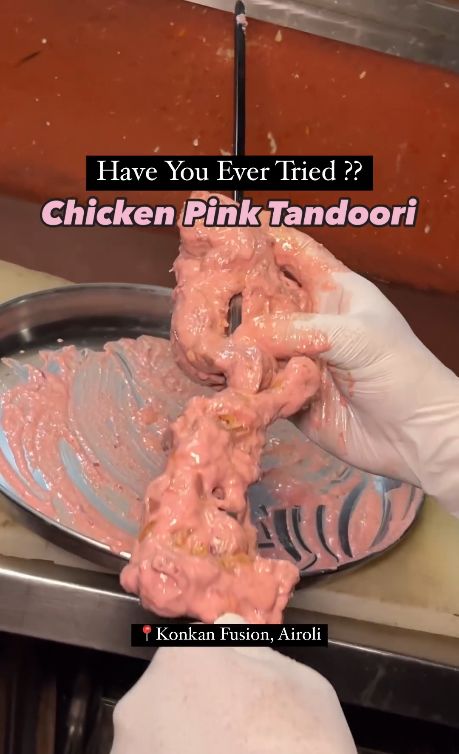 ayam 'barbie', ayam yang diselimuti saus pink