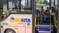 Pemerintah Kota Depok bekerja sama dengan Badan Pengelola Transportasi Jabodetabek (BPTJ) dan Kementerian Perhubungan mengoperasikan 15 bus BISKITA Trans Depok secara gratis selama enam bulan.  