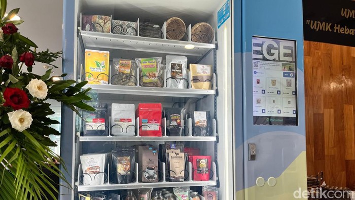 BUMN Ini Punya ‘ATM’ Produk UMKM, Isinya Kopi hingga Madu