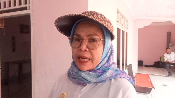 Bupati Bone Bolango, Merlan Uloli.