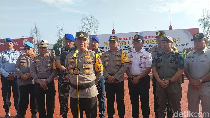 Kapolda Sumut Komjen Agung usai memimpin apel Operasi Patuh Toba 2024