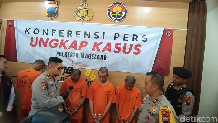 Pengungkapan 2 kasus narkoba, sabu dan pil yarindo di Mapolresta Magelang, Senin (15/7/2024).