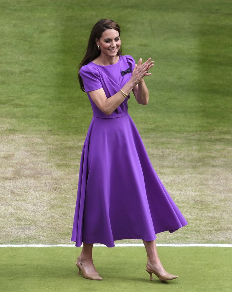 Kate Middleton di Pertandingan Wimbledon Kate Middleton di Pertandingan Wimbledon.