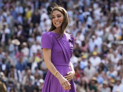 8 Gaya Kate Middleton di Wimbledon, Cerah Bergaun Ungu, Dapat Standing Ovation