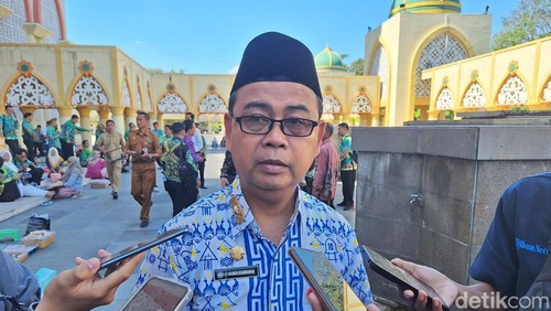 Kepala Dinas Pendidikan dan Kebudayaan (Dikbud) Provinsi Nusa Tenggara Barat (NTB) Aidy Furqan saat diwawancarai, Senin (15/7/2024).