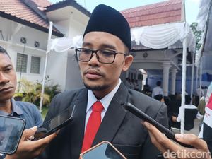 Paslon Pilbup Lombok Tengah Mulai Daftar ke KPU pada Hari Kedua