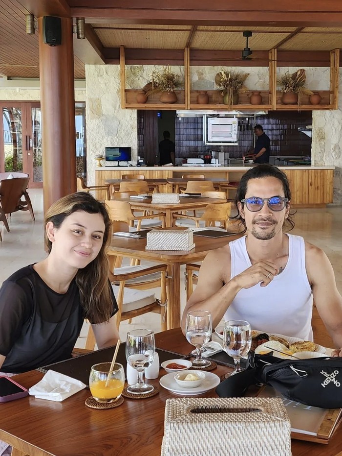 Kimberly Ryder dan Edward Akbar Kompak Kulineran Sebelum Isu Cerai Kimberly Ryder dan Edward Akbar Kompak Kulineran Sebelum Isu Cerai