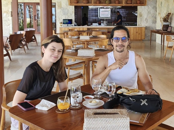 Kimberly Ryder dan Edward Akbar Kompak Kulineran Sebelum Isu Cerai
