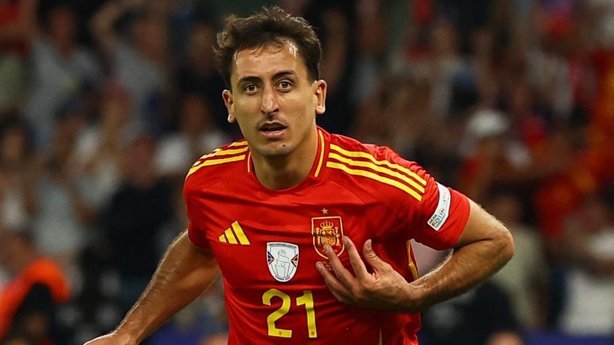 Mikel Oyarzabal pahlawan Spanyol di final Euro 2024. (Foto: REUTERS/Kai Pfaffenbach)