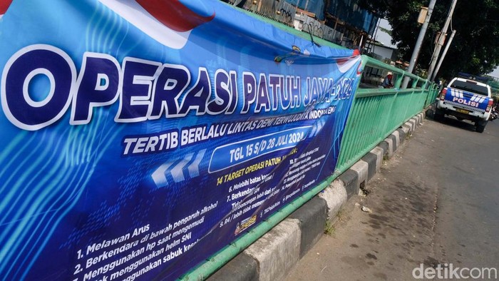 Operasi Patuh Jaya 2024 bakal digelar di Jabodetabek selama 14 hari ke depan. Polda Metro mengungkap penindakan akan dilakukan secara manual dan elektronik.
