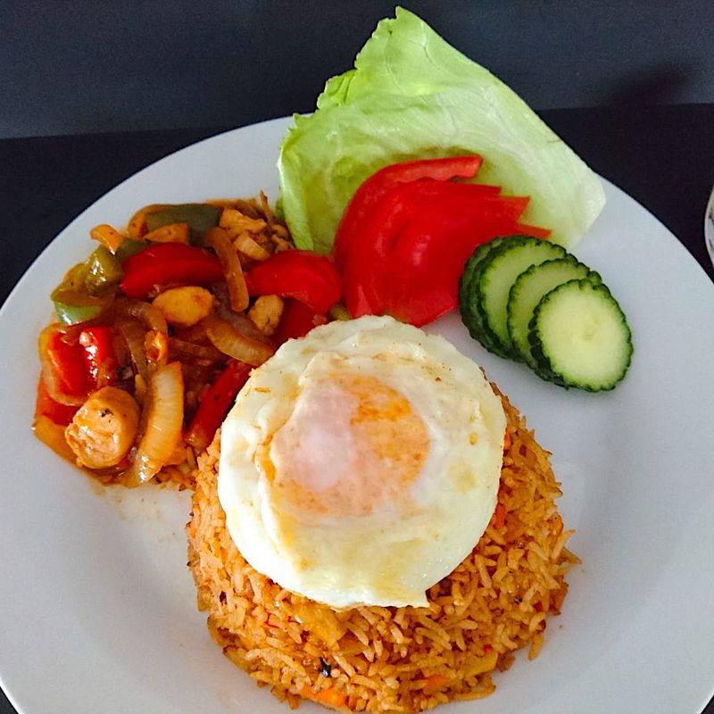 Pelit! Pria Ini Tagih Biaya Makan ke Ayah Mantan Pacar Usai Putus