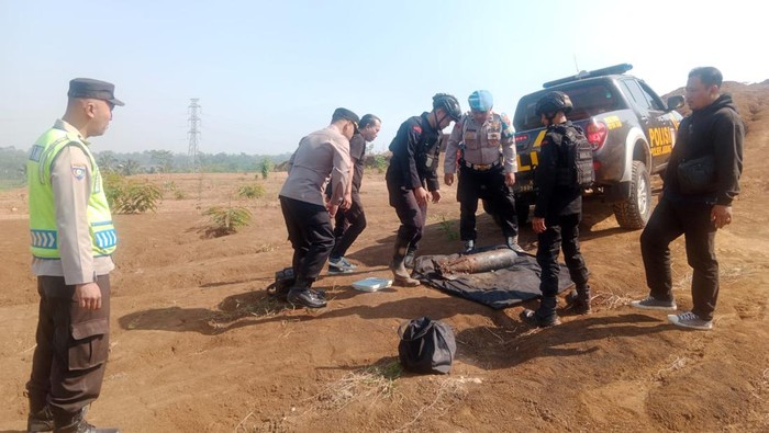 Pemusnahan bom peninggalan perang dunia kedua di Malang