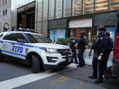 Penampakan Trump Tower Dijaga Ketat Usai Insiden Penembakan