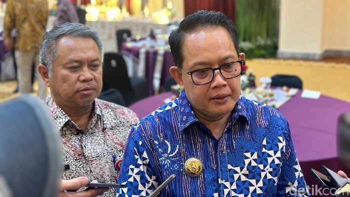Pj Gubernur Jatim Adhy Karyono.